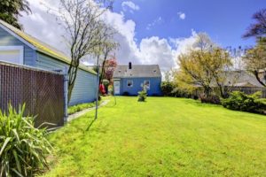Close neighbors sometimes demand more privacy in your yard.