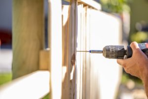 land are and gradning fence installation