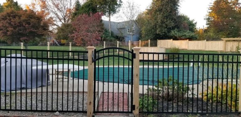 Aluminum and Wood Combo Gate