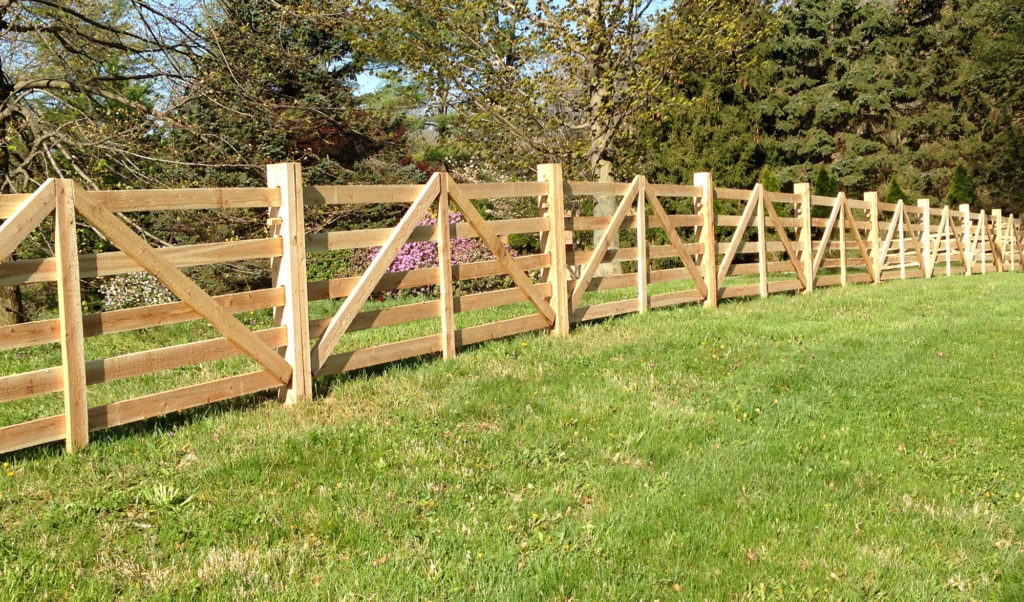 Modern Horizontal Fencing English Hurdle and Cedar Fences